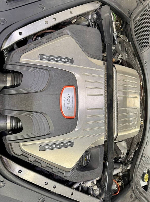 2017 Porsche Panamera Turbo