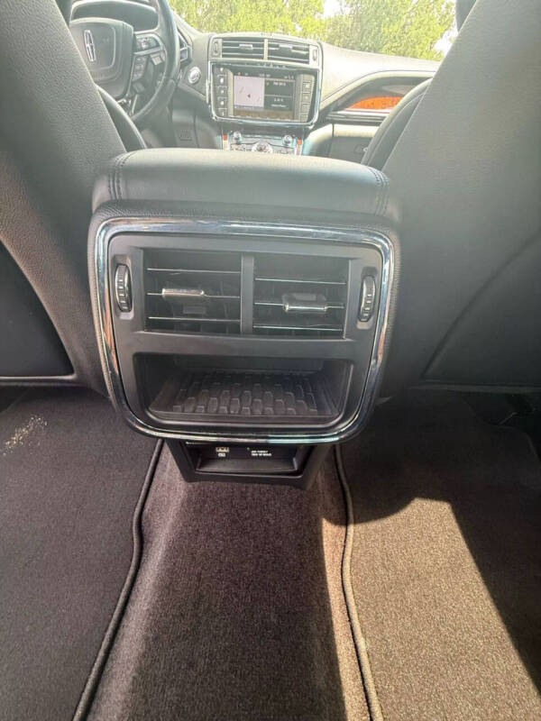 2018 Lincoln Continental Select