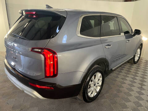 2022 Kia Telluride LX