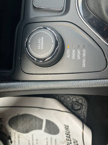 2020 Jeep Cherokee Altitude