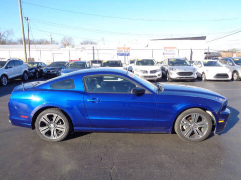 2013 Ford Mustang for sale at Cars Unlimited Inc in Lebanon TN