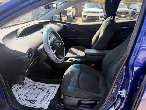 2016 Toyota Prius Two