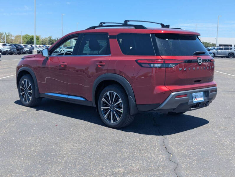 2026 Nissan Pathfinder Platinum