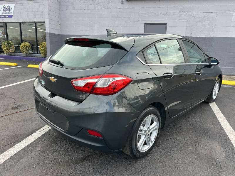 2017 Chevrolet Cruze LT Auto
