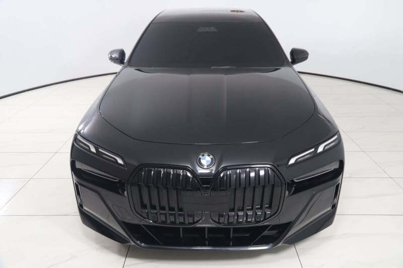 2023 BMW 7 Series 760i xDrive