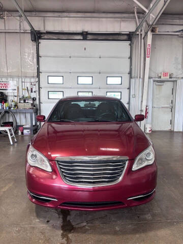 2013 Chrysler 200 LX