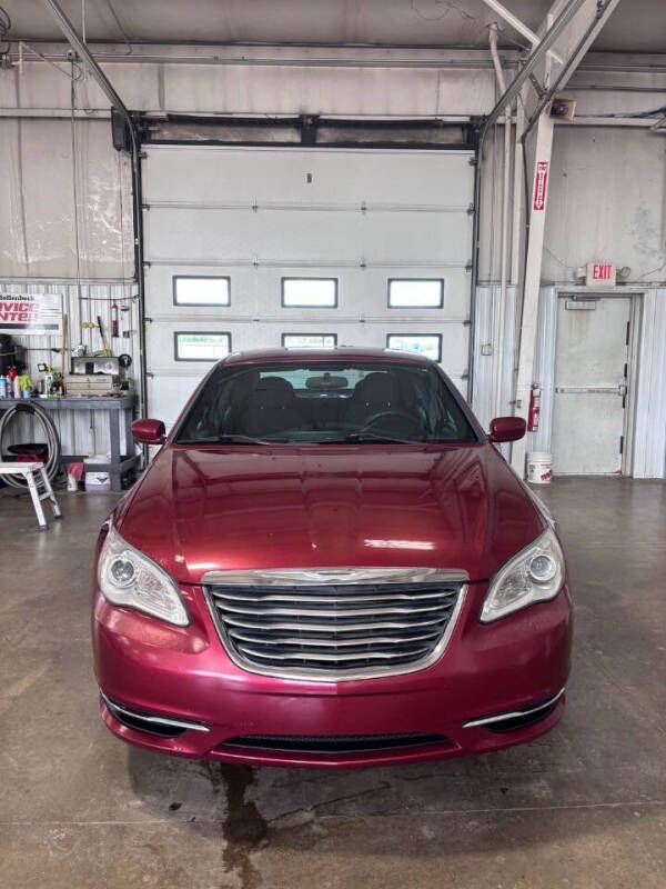 2013 Chrysler 200 LX