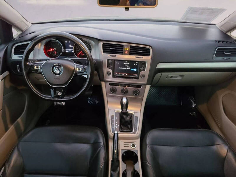 2016 Volkswagen Golf