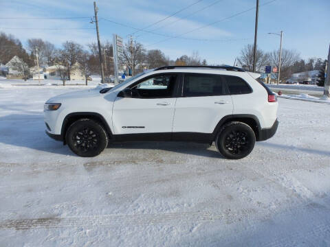 2023 Jeep Cherokee for sale at WAYNE HALL CHRYSLER JEEP DODGE in Anamosa IA
