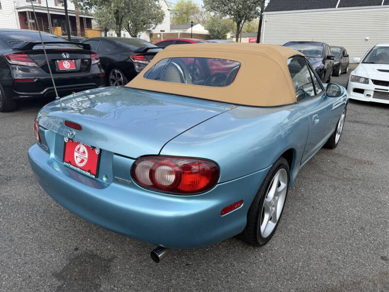 2002 Mazda MX-5 Miata LS