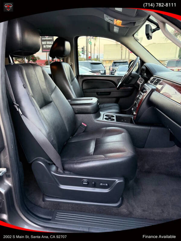 2014 Chevrolet Suburban LT