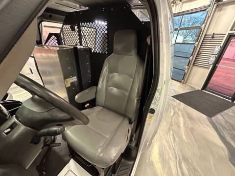 2011 Ford E-Series E-350 SD