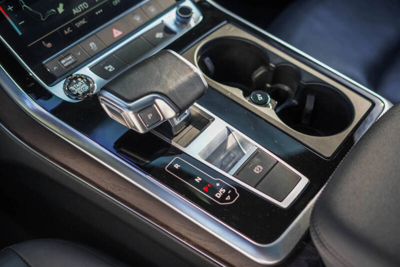 2021 Audi Q7 quattro Premium Plus 55 TFSI