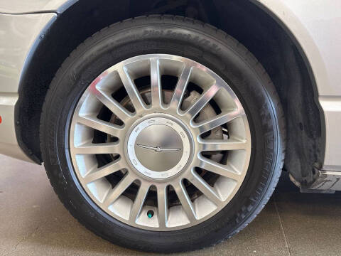 2004 Ford Thunderbird Deluxe