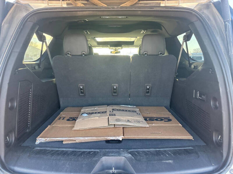 2021 Chevrolet Suburban LT