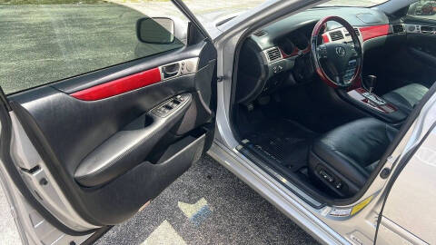 2005 Lexus ES 330