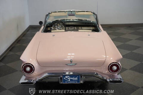 1957 Ford Thunderbird
