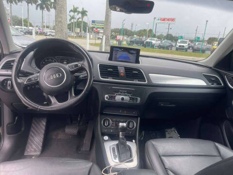 2016 Audi Q3 2.0T quattro Premium Plus