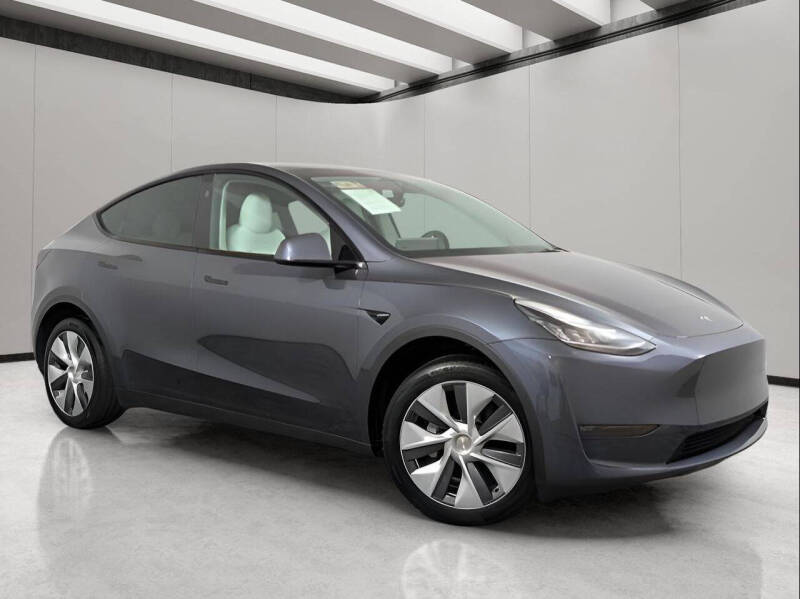 2023 Tesla Model Y Long Range