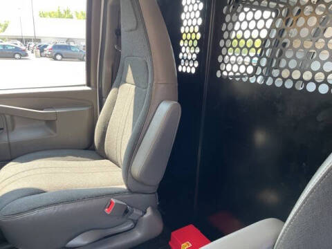 2023 Chevrolet Express 2500