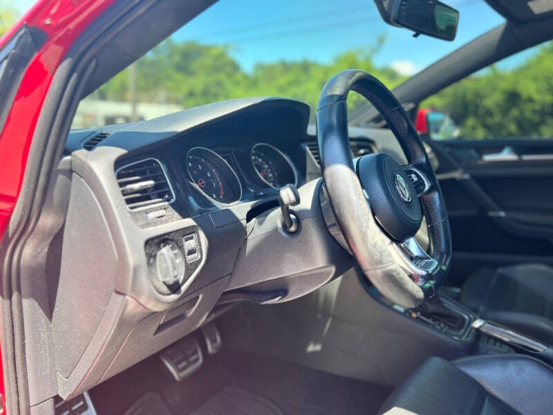 2017 Volkswagen Golf GTI SE