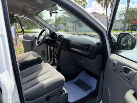 2006 Dodge Grand Caravan SE