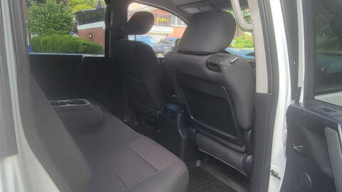 2011 Nissan Titan SL