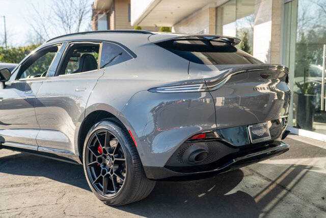 2021 Aston Martin DBX 48