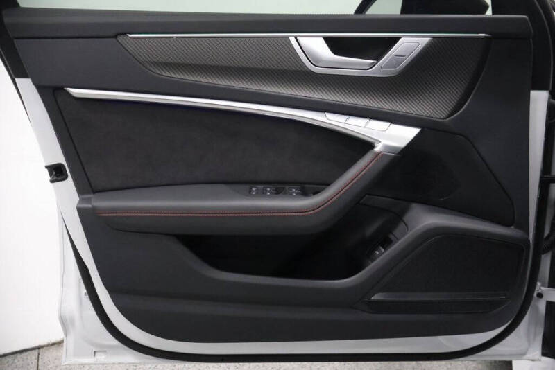 2025 Audi RS 6 Avant performance 4.0T quattro Avant