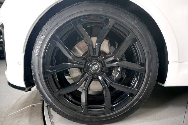 2020 Land Rover Range Rover Sport SVR