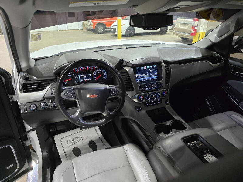 2016 Chevrolet Suburban LT