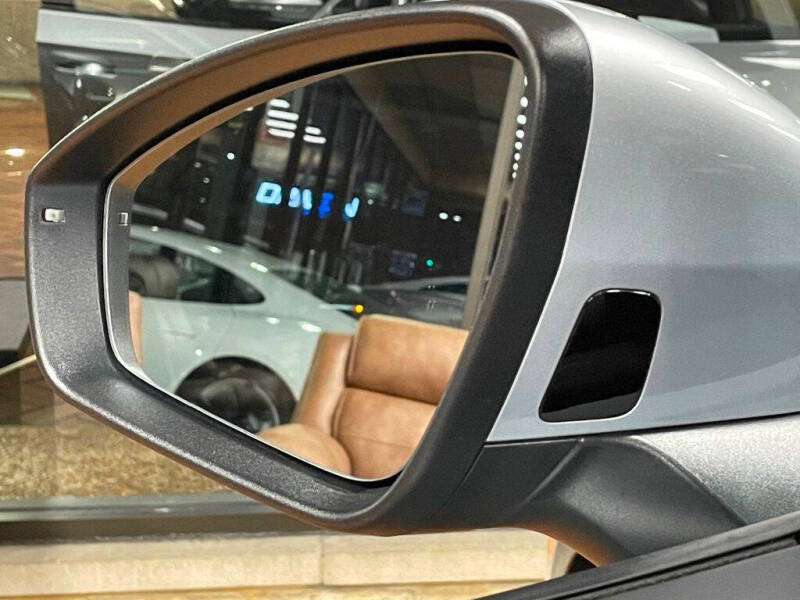 2021 Volkswagen ID.4 Pro