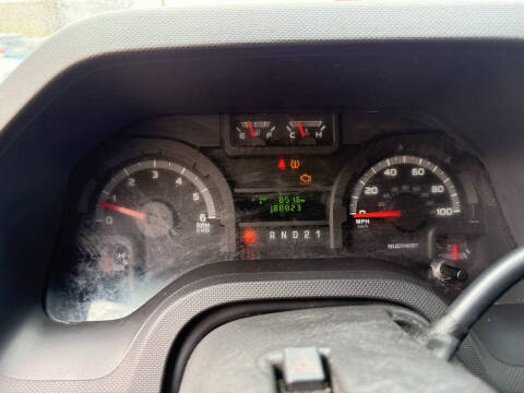 2009 Ford E-Series E-350 SD XLT