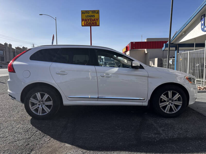 2017 Volvo XC60 T5 Inscription