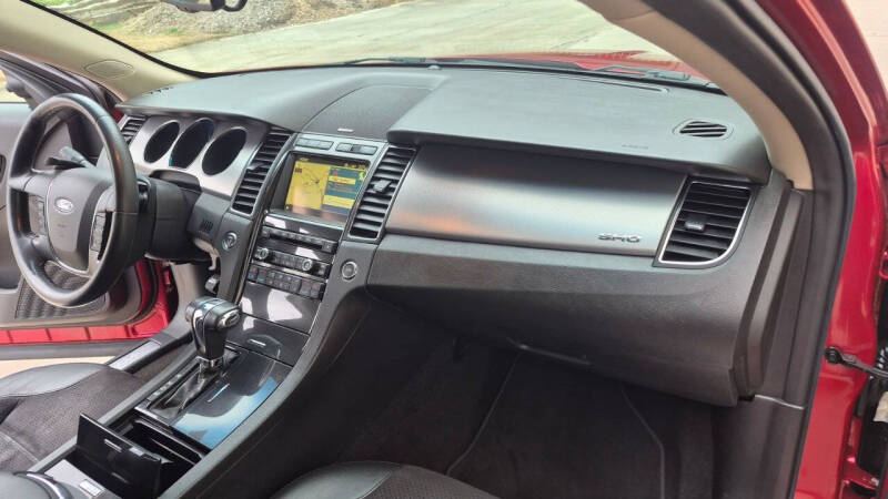 2010 Ford Taurus SHO