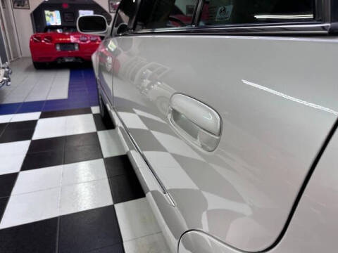 2011 Cadillac DTS Luxury Collection