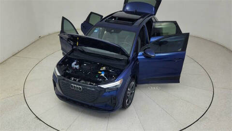 2024 Audi Q4 e-tron quattro Premium Plus 50