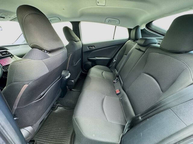 2022 Toyota Prius LE