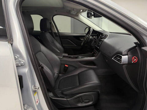 2017 Jaguar F-PACE 35t Premium