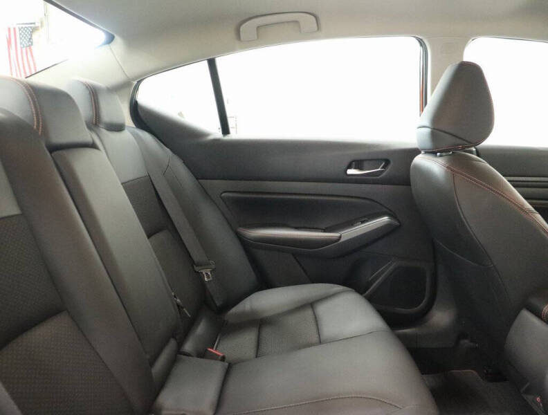 2022 Nissan Altima 2.5 SR