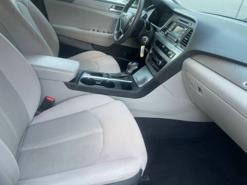 2017 Hyundai Sonata SE