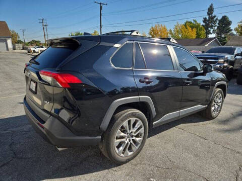 2022 Toyota RAV4 XLE Premium