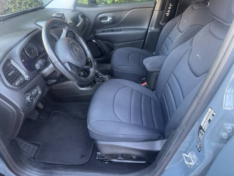 2017 Jeep Renegade Altitude