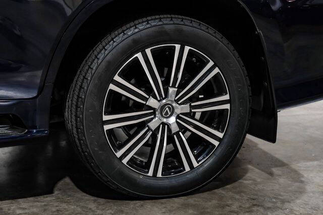 2018 Lexus LX 570 Three-Row