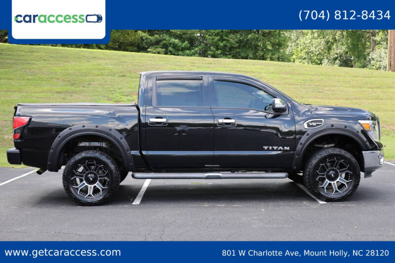 2017 Nissan Titan