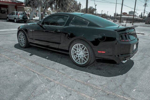 2014 Ford Mustang V6