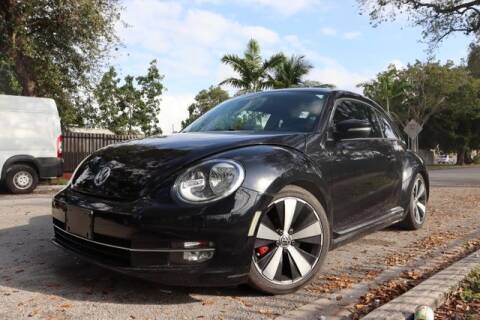 2013 Volkswagen Beetle for sale at OCEAN AUTO SALES in Miami FL