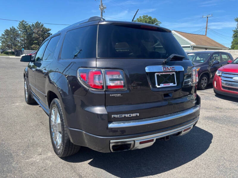 2016 GMC Acadia Denali