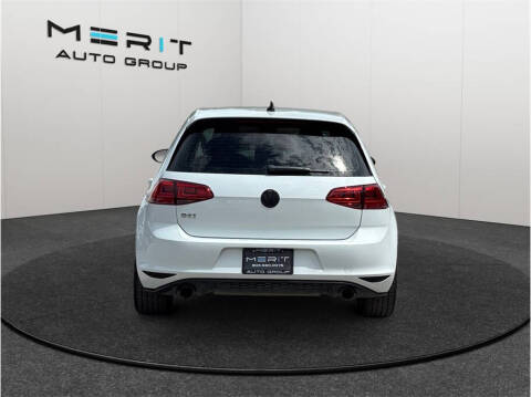 2017 Volkswagen Golf GTI S