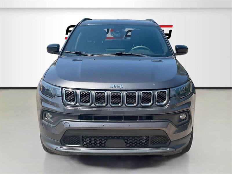 2023 Jeep Compass Latitude Lux